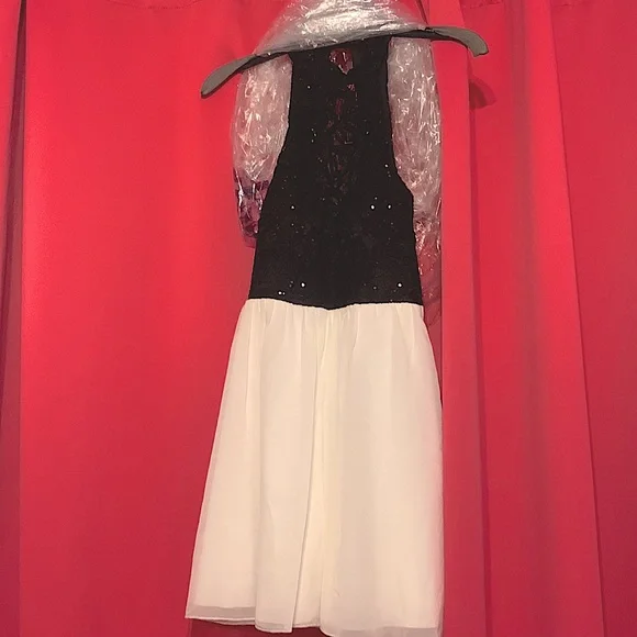 Dillards | Dresses | Black And White Formal Dress | Poshmark